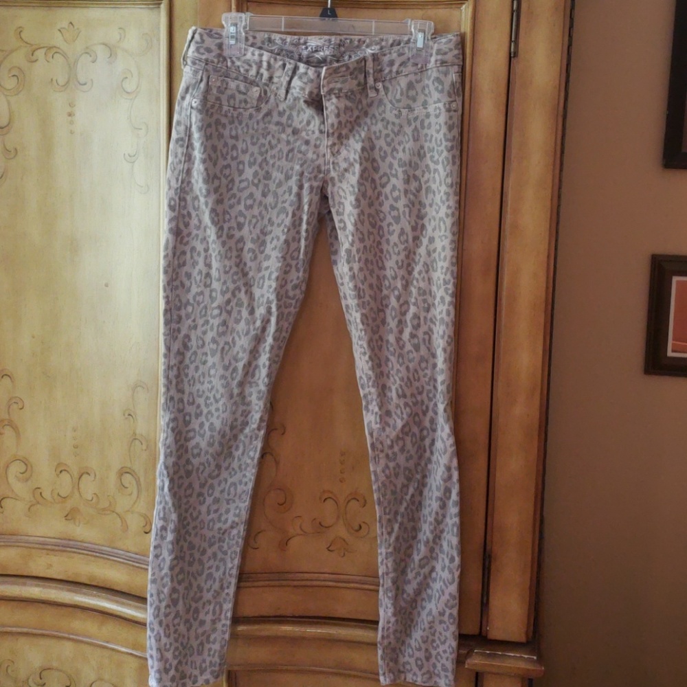 Jean's